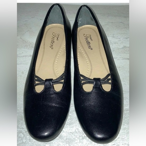 Trotters Delight Black Leather Flats 7.5N - Picture 3 of 5
